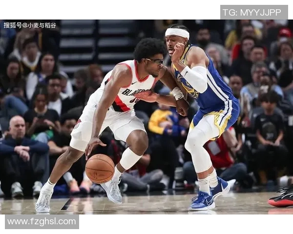 开拓者与勇士激战12月28日期待精彩对决与球星表现 开拓者与勇士激战12月28日期待精彩对决与球星表现